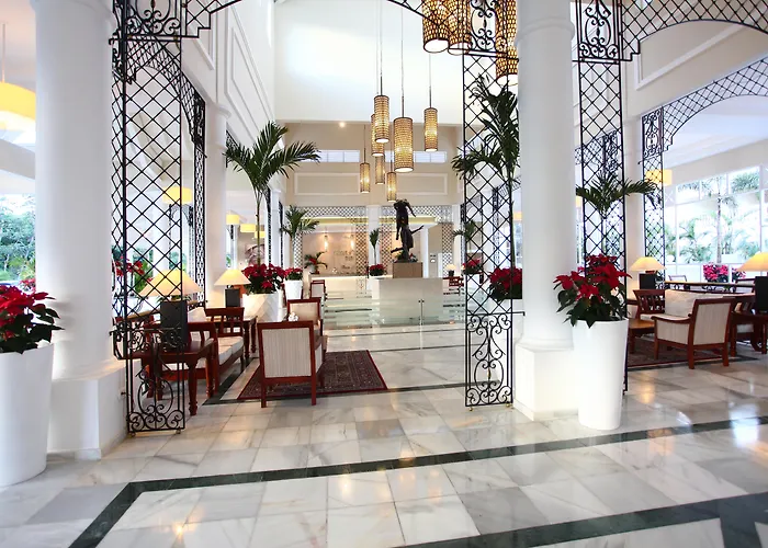 Bahia Principe Luxury Runaway Bay (Adults Only)