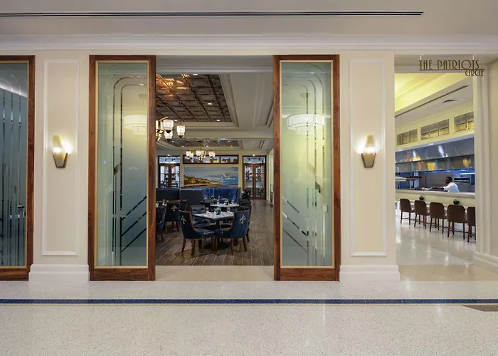 The Higgins Hotel New Orleans, Curio Collection By Hilton