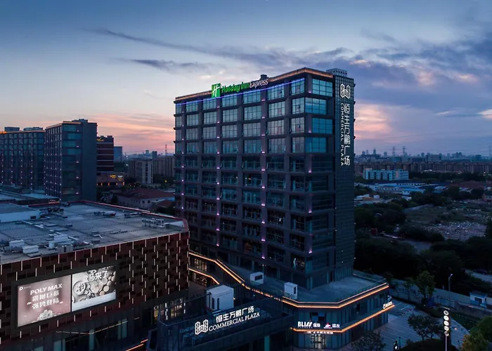 Holiday Inn Express Shanghai Tangzhen By Ihg