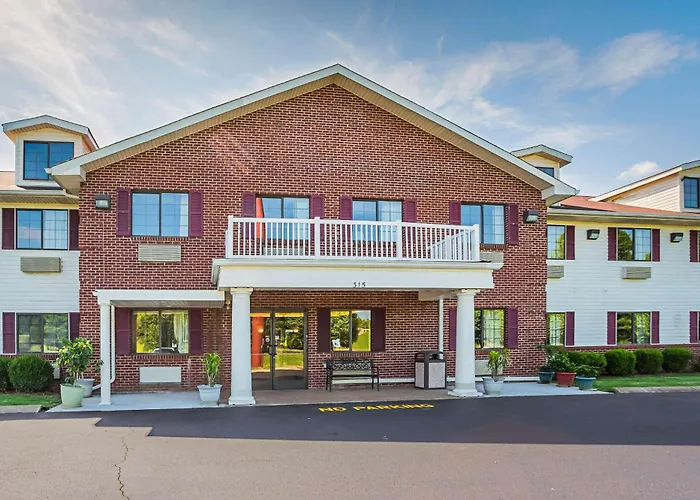 Econo Lodge Inn & Suites Ripley