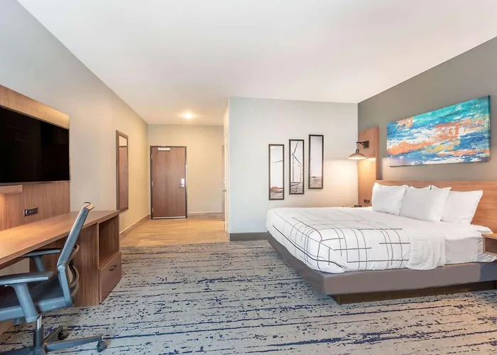 La Quinta Inn & Suites Limon By Wyndham