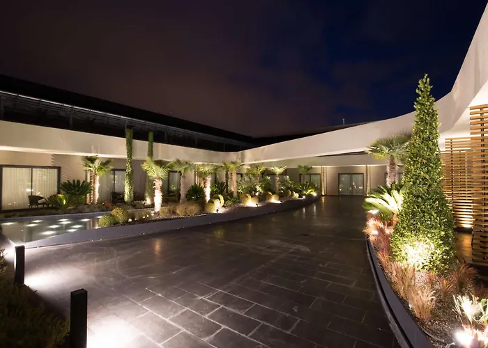 Hotel Doubletree By Hilton Izmir Airport