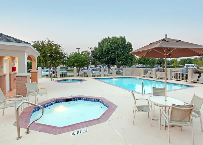Home2 Suites By Hilton Dallas Grand Prairie