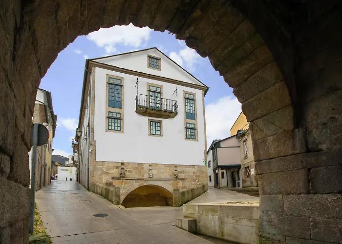 Hotel Monumento Pazo de Orbán Lugo
