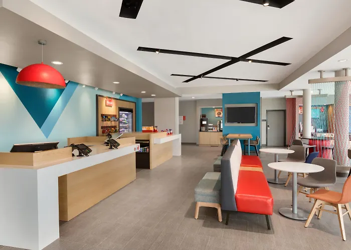 Avid Hotel - Hays By Ihg