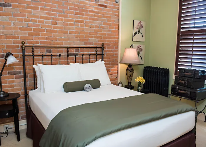Chamberlin Inn