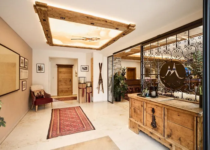 "Quality Hosts Arlberg Hotel Garni Moessmer" Sankt Anton am Arlberg