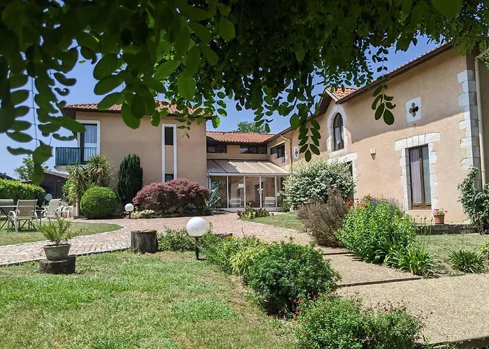 Hôtel Studios Les Acacias