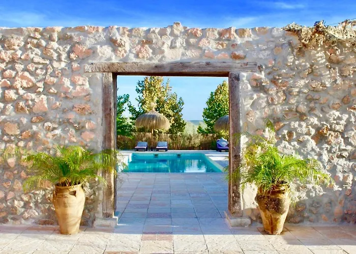Beautiful Accommodation At The Heart Of Andalusia Puente Genil