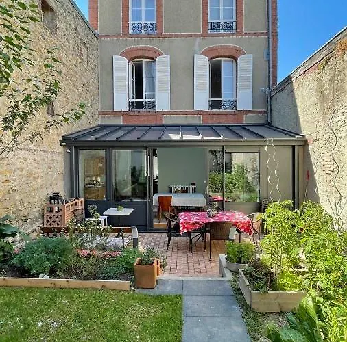 Villa René
