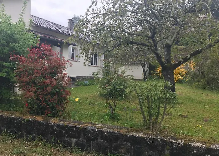 Chambre cosy, calme, dans maison privée à 1,5 km village Sospel