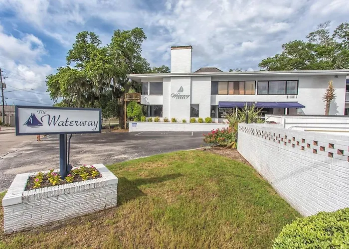 The Waterway Pet Friendly By Carolina Retreats