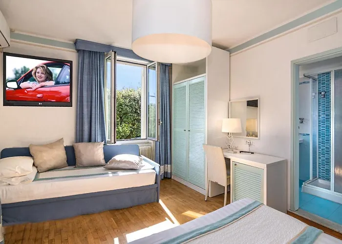 Raffaelli Villino Limoni Bed and Breakfast Forte dei Marmi