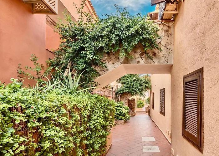 Residence a Golfo di Marinella a 450 mt dal mare
