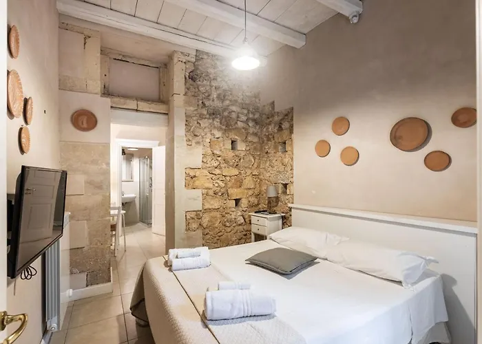 Dedalo Rooms Noto