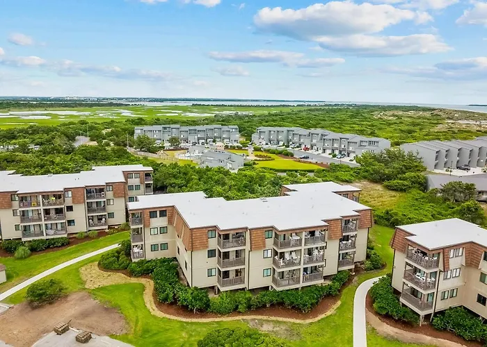 Cheery Coastal Condo With Balcony, Ac, W/D, 2 Pools, Grills, & Beach Access Atlantic Beach