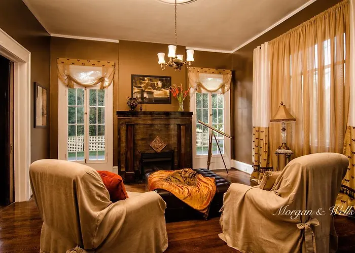 Morgan And Wells Bed And Breakfast