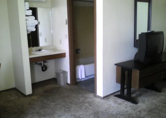 Budget Inn
