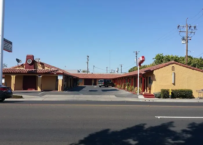 Slumber Motel Merced