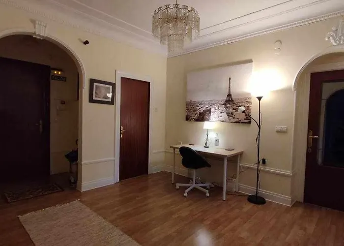 Fliphouse Rooms Pension⭐
