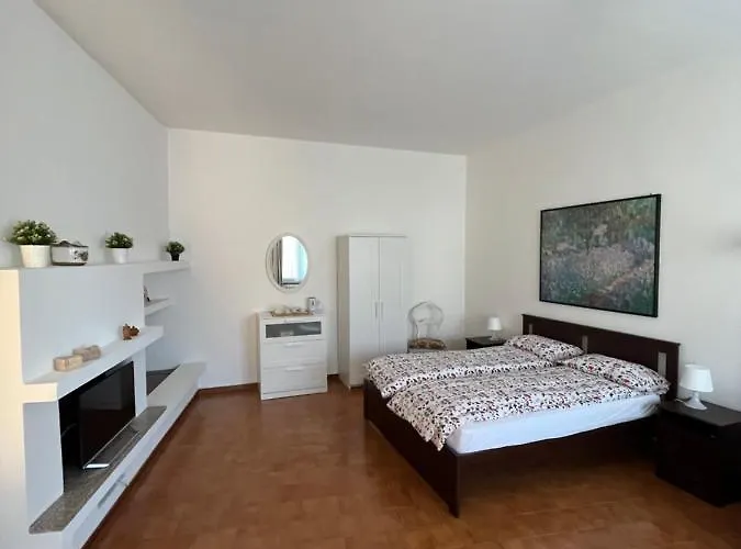 accogliente camera con bagno privato