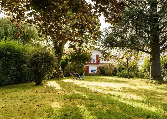 Maison Dominxenea Sare