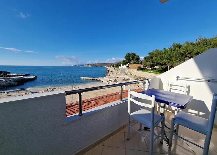 Hotel Artur Ksamil