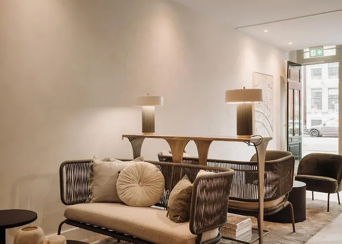Adam Suites Hotel