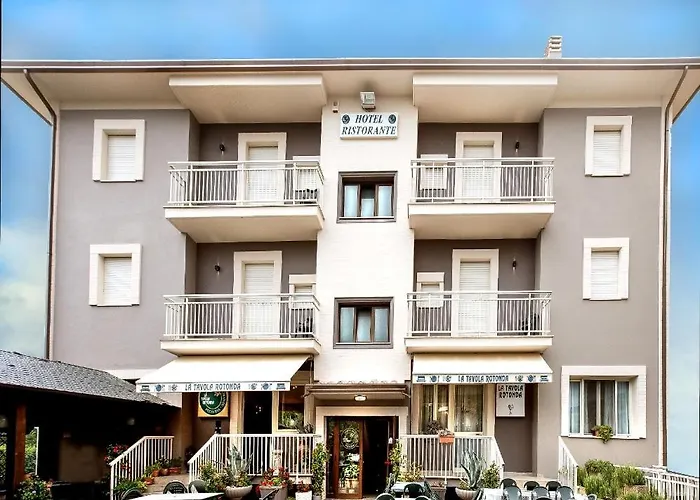 Hotel La Tavola Rotonda