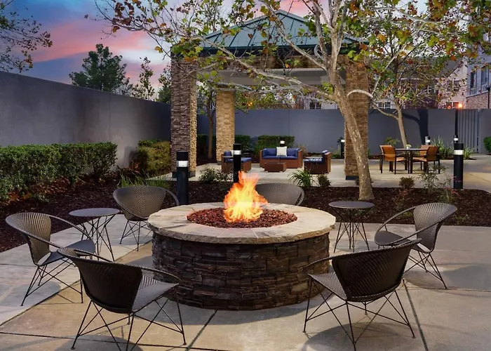 Courtyard By Marriott Sacramento Folsom