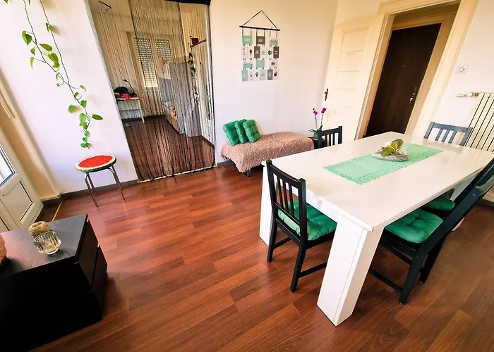 Comfortable Room 4 Minutes Walk To Basel Shared Apartment Saint-Louis 