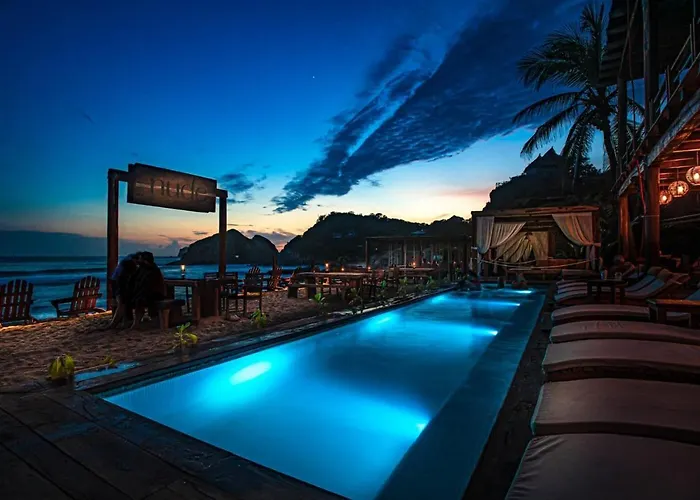 Hotel Nude Zipolite & Beach Club