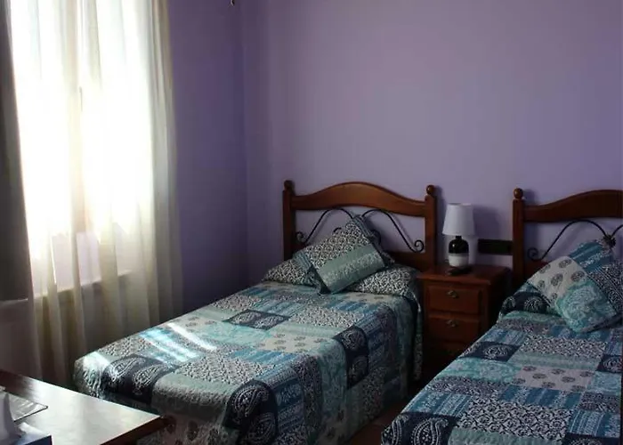 Hostal La Savina Cervera 