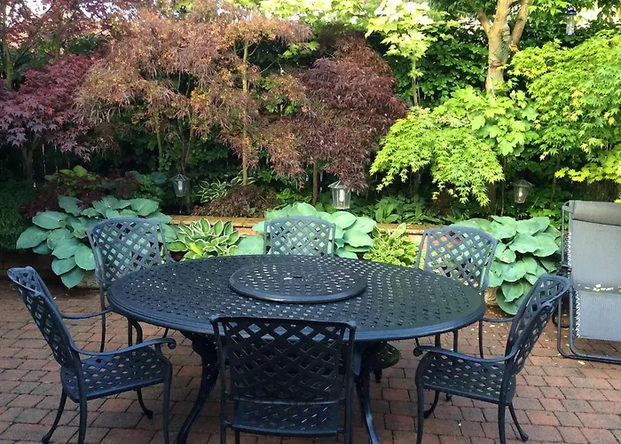 Grove House Bed & Breakfast