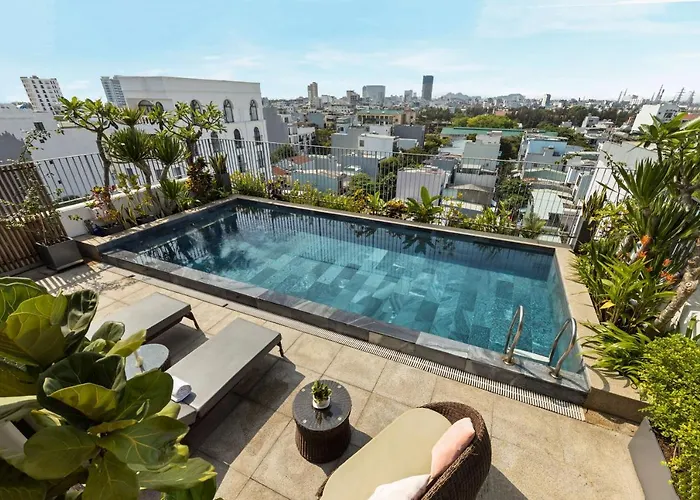 Moon Hotel And Apartment Da Nang