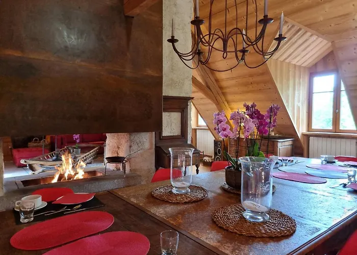 Bed and Breakfast La Vallombreuse à Menthon-Saint-Bernard