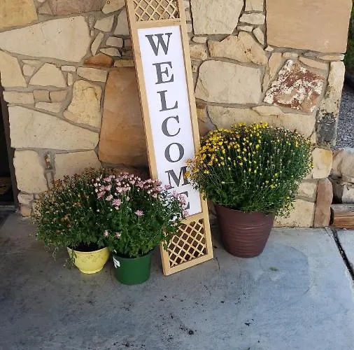 Golden Arrow Motel Lamar