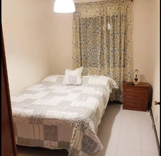 Private Room With Shared Bathroom Salamanque