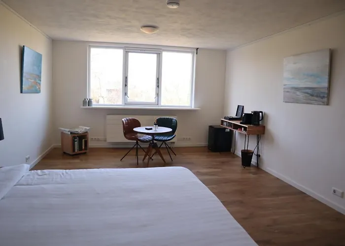 Bed & Coffee Maricoweg Hotel Den Burg
