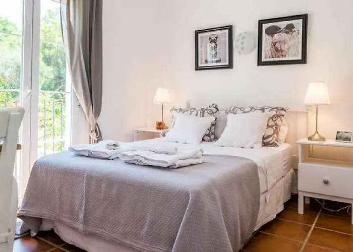 At Home In Malaga Stay - Solo Travellers