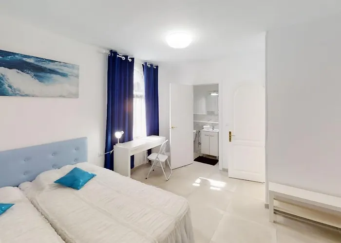 Vv Las Buganvillas Maspalomas - Cocina Y Habitaciones Con Banos Privados