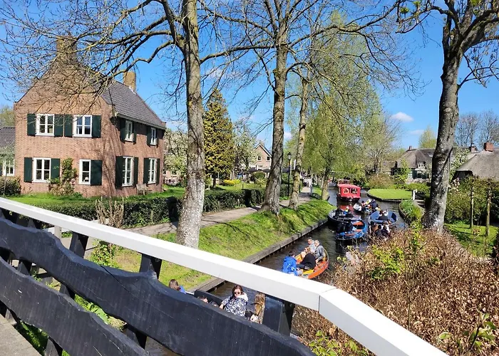 Hotels in Giethoorn