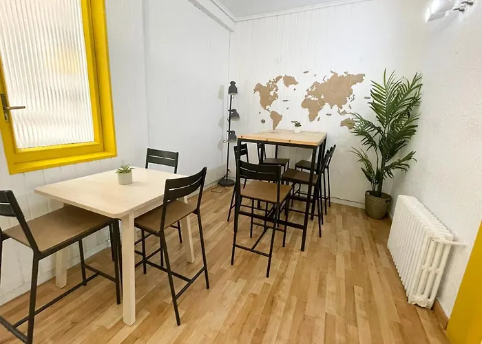 Az The Bridge Hostel - Coliving