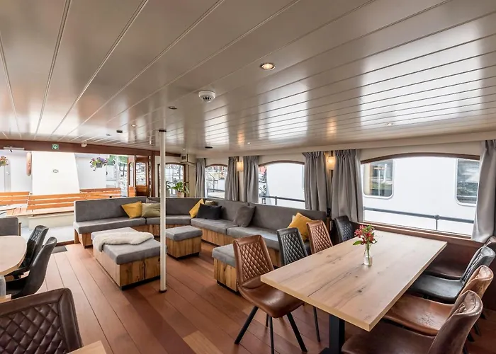 Hotelboat Quo Vadis Groningen
