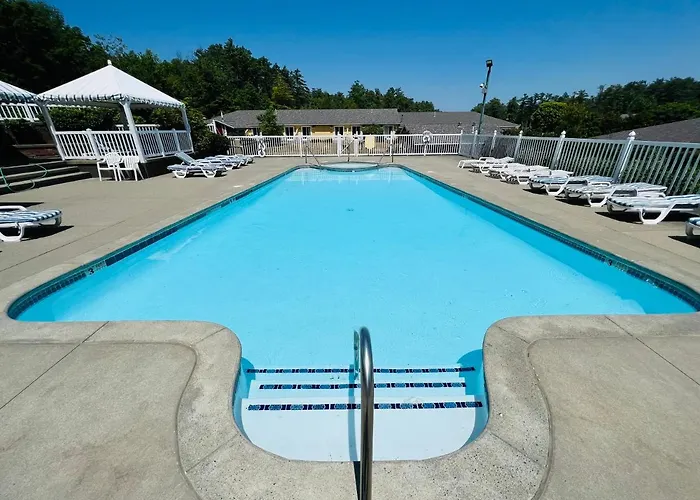Colonel Williams Resort And Suites