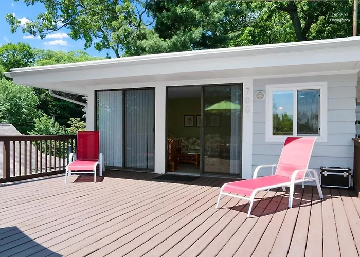 Holiday Hill Resort Saugatuck