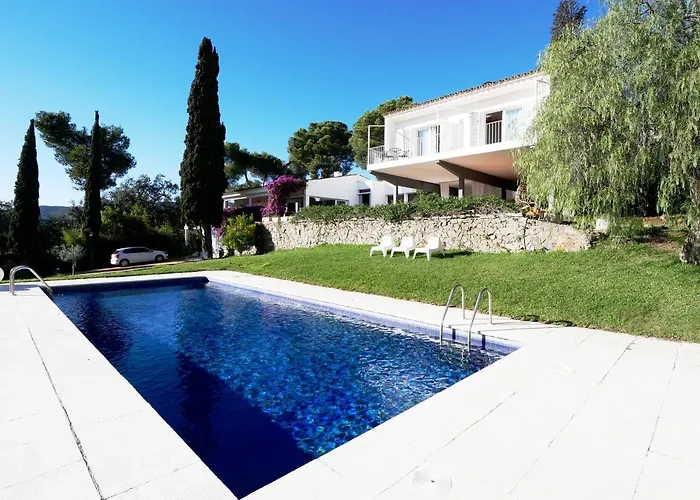 Cala Castell Suites