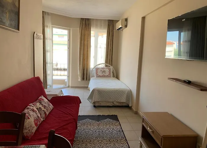 Cizmeci Apart Hotel Çeşme