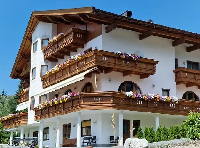 Hotels in Jerzens