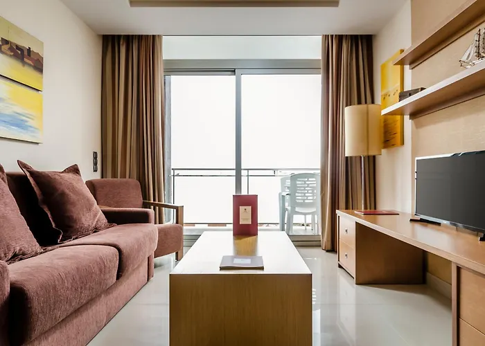 Exe Cunit Suites & Spa